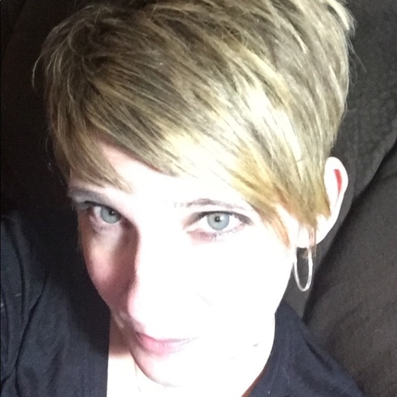 Meet your Posher, Melanee - Picture 1 of 1